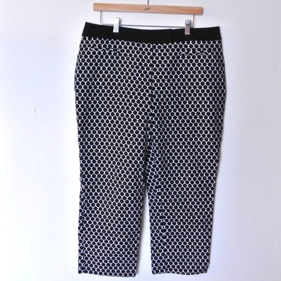 Apt. 9 Modern Fit Black White Print Pants 12 - Picture 4 of 9